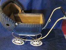 Wicker Doll Baby Carriage Buggy Stroller 2 port holes ANTIQUE in Naperville, Illinois