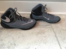 Nike Girls/Women's Basketball Shoes (Womens Size 9.5) in Batavia, Illinois
