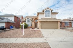 Tranquil 3 Bedroom Eastside Home with Loft! in Fort Bliss, Texas