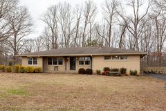 One level home with full basement on 4.4 acres. in Clarksville, Tennessee