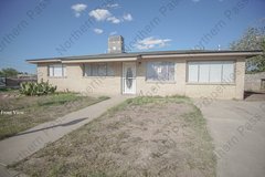 Welcoming 3-Bedroom Home w/Refrigerated AC! in Fort Bliss, Texas