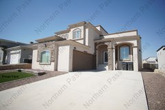 Beautifully Designed Tri-Level Home! in Fort Bliss, Texas