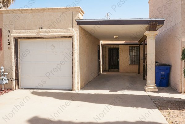 Adorable 2 Bedroom Duplex with Garage! in REmilitary