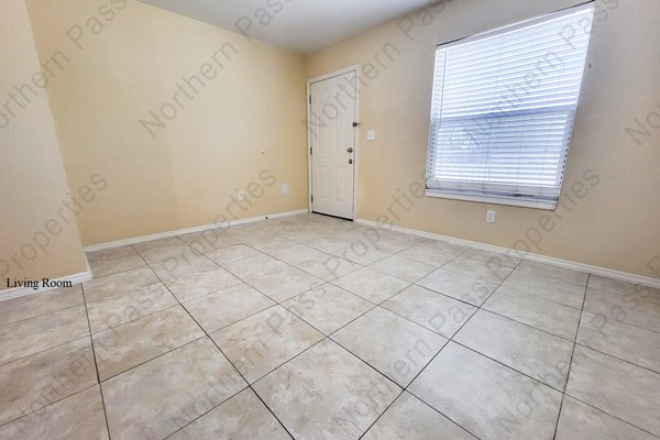 1 BDR Apartment Near EPCC! in REmilitary