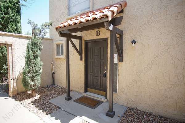 2 BDR Townhouse Near Lee Trevino! in REmilitary
