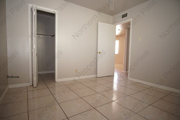 Adorable 1 Bedroom Apt! Water Included!! in REmilitary