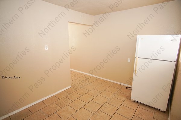 1 BDR NE Apt With Refrigerated AC! in REmilitary