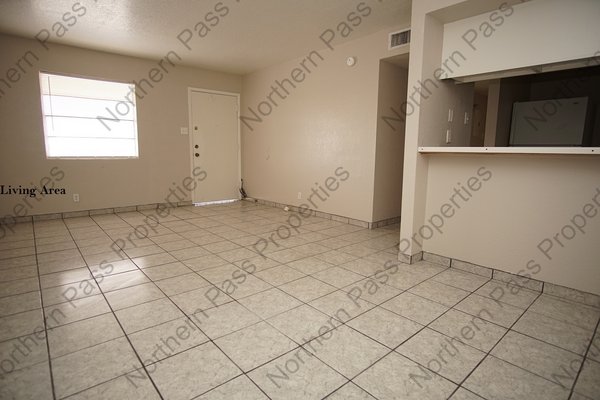 2 BDR Apartment Near Dyer - Water Included! in REmilitary