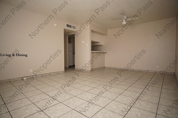 2 BDR Apartment Near Dyer - Water Included! in REmilitary
