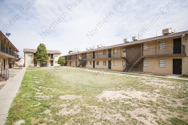 2 BDR Apartment Near Hondo Pass! in REmilitary