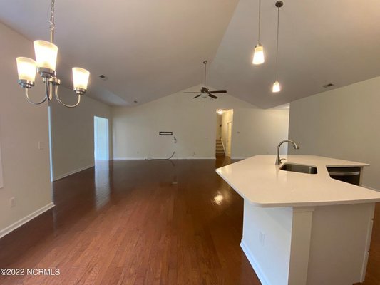 For Rent - 104 E Stockton Place in REmilitary