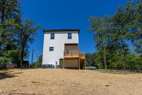 Brand new 3 bedroom 2.5 bath home in Dover. in REmilitary