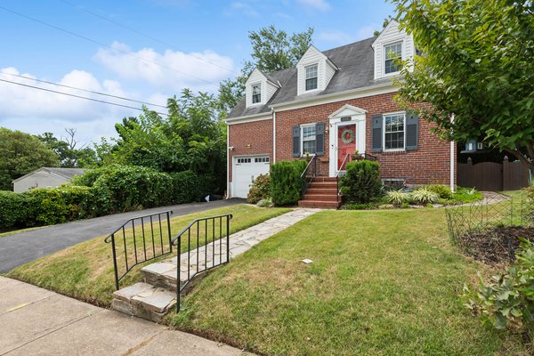 EPIK HOME IN CATONSVILLE in REmilitary