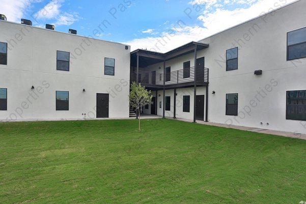 Modern 1 Bedroom Eastside Apartment! in REmilitary