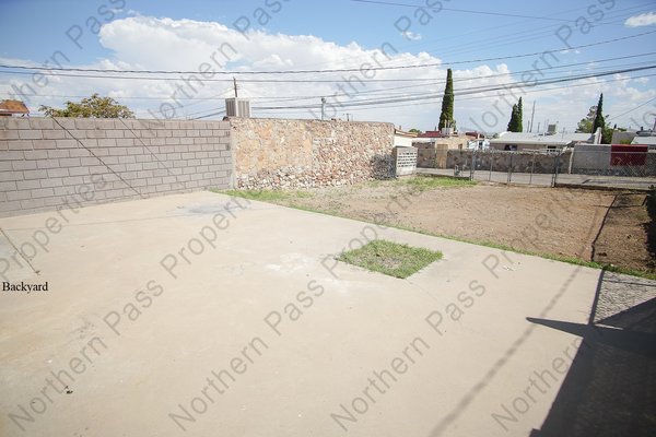 Comfortable 2-Bedroom Home with Refrigerated AC! in REmilitary