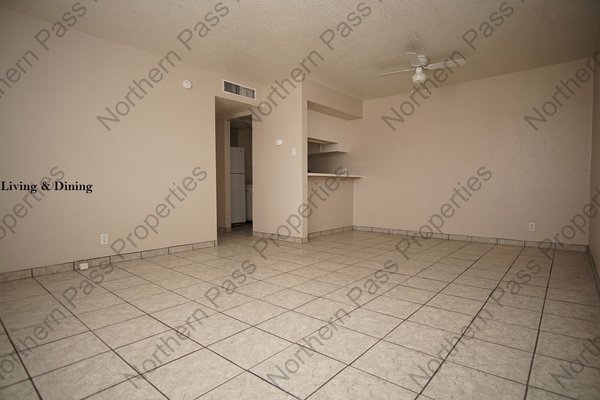 Cozy 2- Bedroom Apartment in the Northeast! in REmilitary