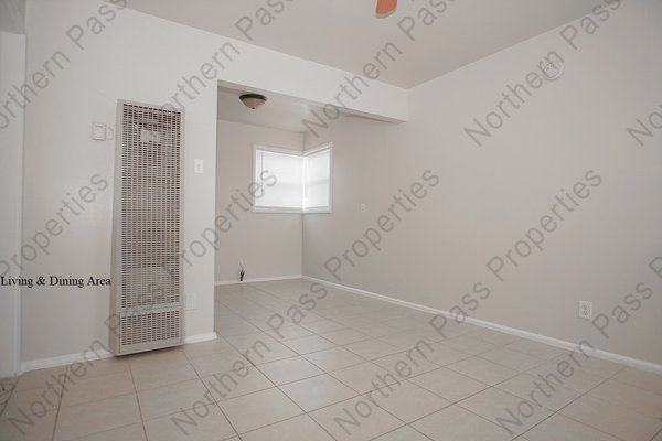 1 cozy bedroom Apt Near Basset! in REmilitary