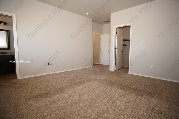 Beautiful 3 bedroom 2 bath duplex w/ 2 Weeks Free! in REmilitary