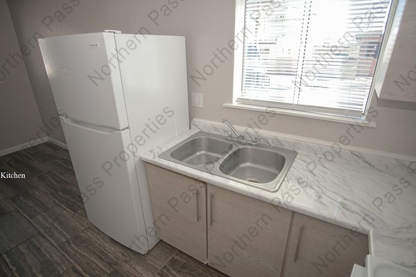 1 Bedroom Apt in the NE with Refrigerated AC!! in REmilitary