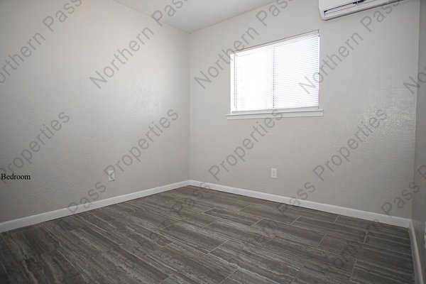 1 Bedroom Apt in the NE with Refrigerated AC!! in REmilitary