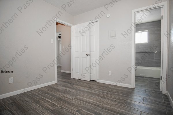 1 Bedroom Apt in the NE with Refrigerated AC!! in REmilitary