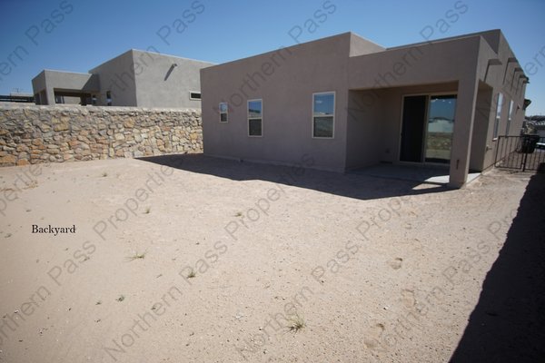 Modern 3 BDR Home Near Horizon! in REmilitary