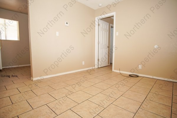 Cozy 1 BDR Northeast Apt- Water Included! in REmilitary