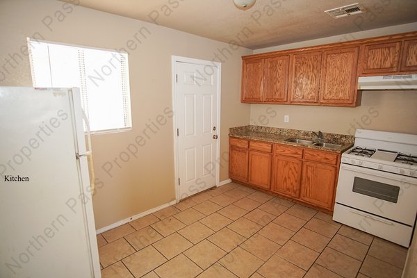 Cozy 1 BDR Northeast Apt- Water Included! in REmilitary