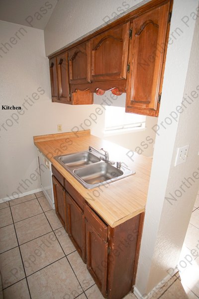 Cozy 2 BDRM Apt Near Rojas! 2 Weeks Free Rent! in REmilitary