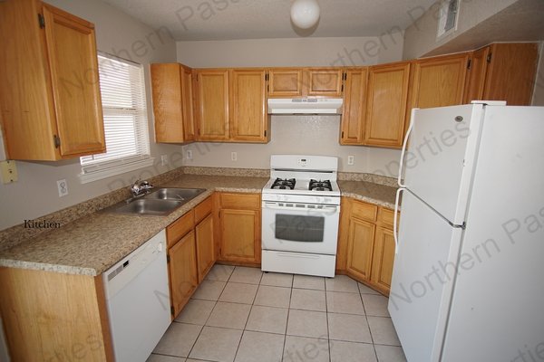 Adorable 3 Bedroom Home!! 2 Weeks Free Rent! in REmilitary