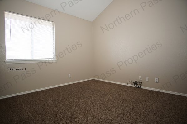 Adorable 3 Bedroom Home!! 2 Weeks Free Rent! in REmilitary