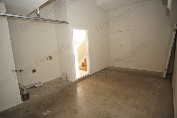 Adorable 3 Bedroom Home!! 2 Weeks Free Rent! in REmilitary