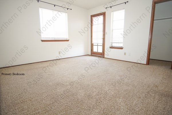 2 BDR Townhouse! 2 Weeks Free Ren in REmilitary