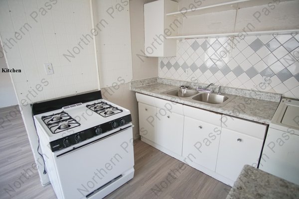 Adorable 1 BDR Apartment! 2 Weeks Free Rent! in REmilitary