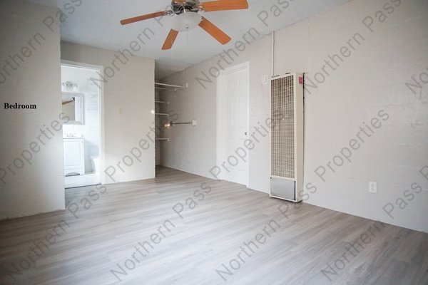 Adorable 1 BDR Apartment! 2 Weeks Free Rent! in REmilitary