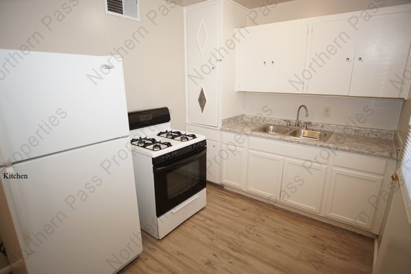 Cozy 1 BDR Apt, Water Included! 2 Weeks Free Rent! in REmilitary