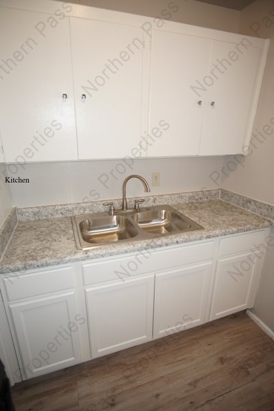 Cozy 1 BDR Apt, Water Included! 2 Weeks Free Rent! in REmilitary