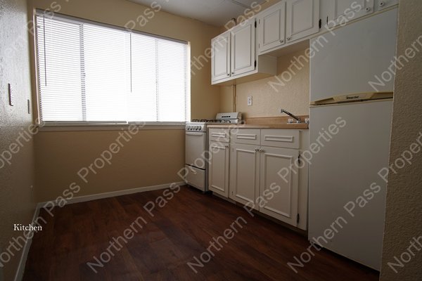 Great 1 Bedroom Apartment! w/ 2 Weeks Free Rent!! in REmilitary