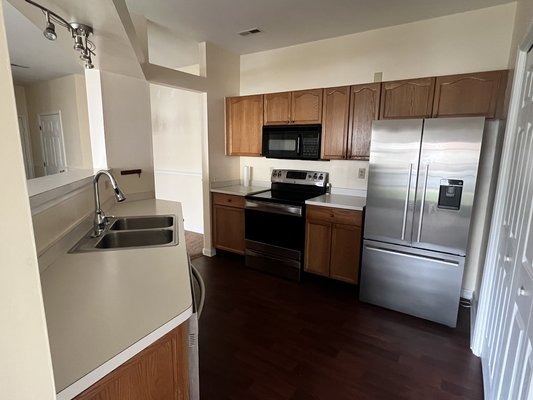 2 BR 2 BA Condo in REmilitary