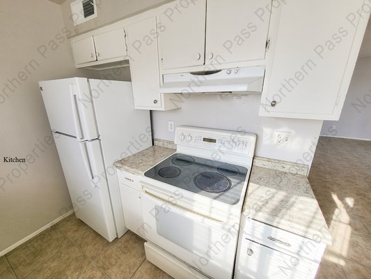 Adorable 2 Bedroom Westside Apt! in REmilitary