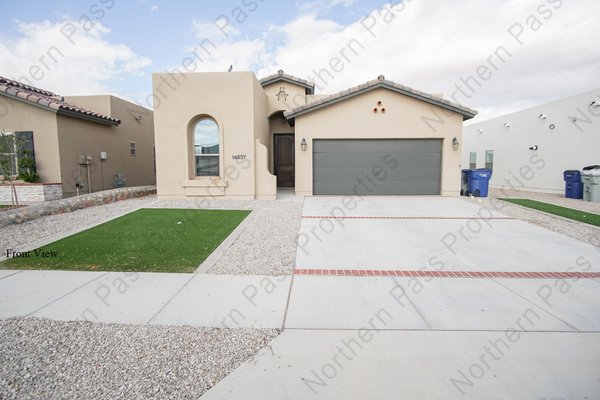 3 Bedroom Eastside Home with Firepit! in REmilitary