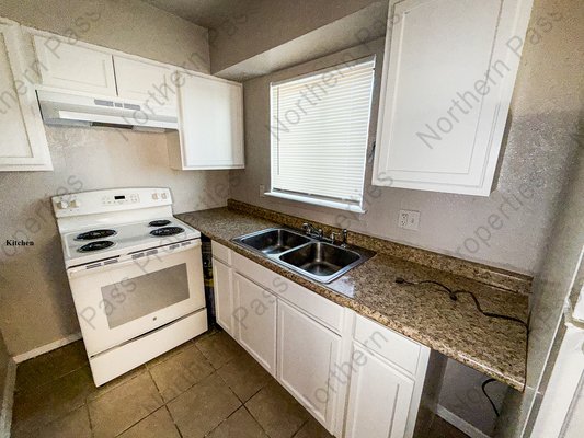 A Charming 1-Bedroom APT w/ REFRIGERATED AC! in REmilitary