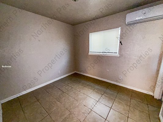 A Charming 1-Bedroom APT w/ REFRIGERATED AC! in REmilitary