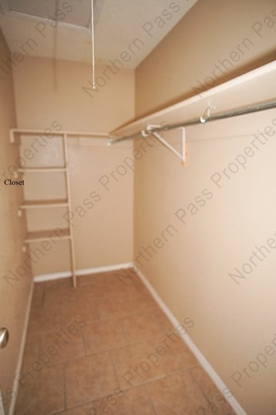 Cozy 1 BDR Apt- Water Included! 2 Weeks Free Rent! in REmilitary