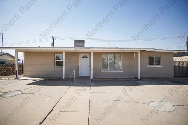 Remodeled 5 bedroom home w/Refrigerated AC! in REmilitary