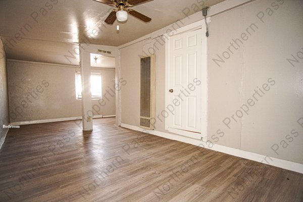 Cozy 1 Bedroom Apartment w/ Water Included in REmilitary