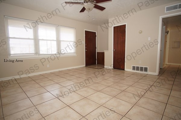 Cozy 3 BDR Home Near McCombs! in REmilitary