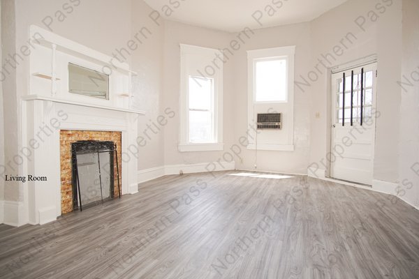 Adorable 1 BDR Apartment Close to Downtown! in REmilitary