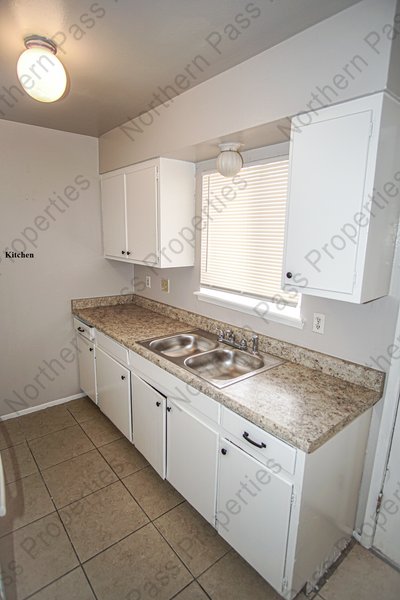 Charming 2-Bedroom, 1-Bathroom Apt! Water Included in REmilitary