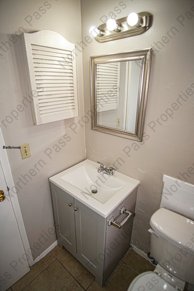 Charming 2-Bedroom, 1-Bathroom Apt! Water Included in REmilitary